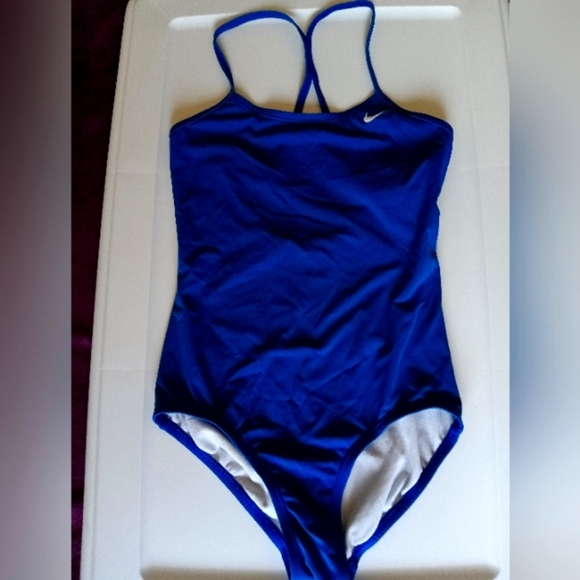 Nike Performance Strappy Back OnePiece - Picture 1 of 3